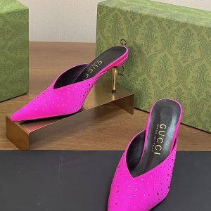 上新啦Gucci代购级2024早春新款金属跟尖头水晶贴花慕勒单鞋包头拖鞋真丝绸缎水钻凉鞋 图1