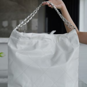 白色银扣 中号 图3