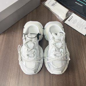 顶级Balenciaga Phantom Sneaker 巴黎世家全新做旧十代白半拖银潮流跑鞋 在延续 Track Tr 图1
