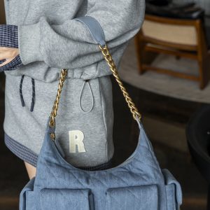 Chanel 25c早春多口袋浅牛仔hobo 大号 图9