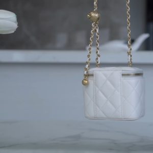 chanel金属球系列 22b新款小盒子 正品皮 白色◽ 图1