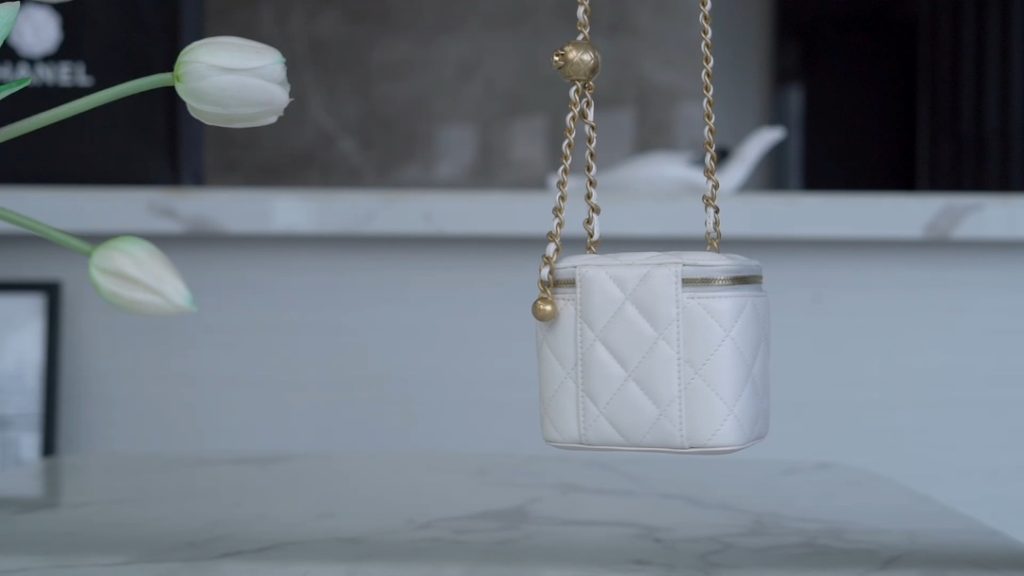 chanel金属球系列 22b新款小盒子 正品皮 白色◽ 图1