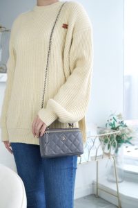 Chanel 23k 小双C”手柄长盒子 灰色 图4