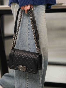 Chanel Leboy 小球纹 黑银小号 图2