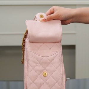 Chanel small hobo 粉色 小号 图7