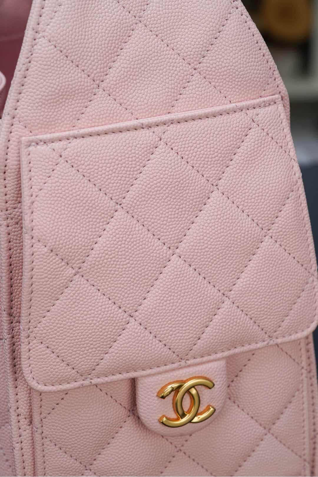 Chanel 25s small hobo 抽绳水桶包 粉色 小号 图5