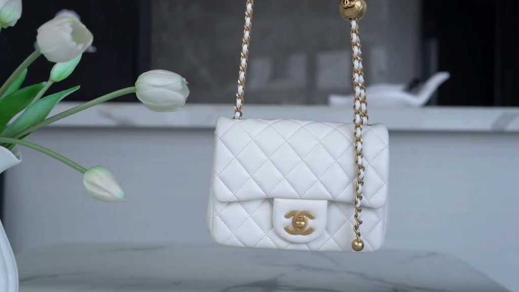 Chanel 金属球方胖子 白色 图1