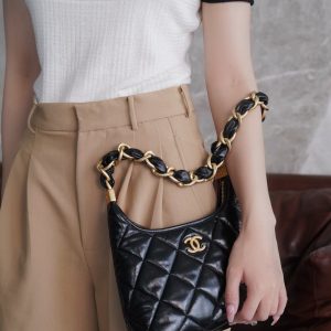 Chanel 24a Hobo黑色 小号 图2