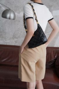 Chanel 24a Hobo黑色 小号 图4