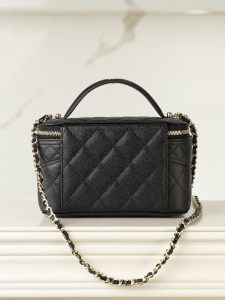 Chanel 25c 新款 手柄盒子包 黑金荔枝牛 图5