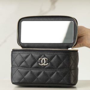 Chanel 25c 新款 手柄盒子包 黑金荔枝牛 图7
