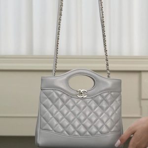 Chanel 31bag mini 浅灰 图1