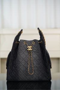 Chanel hobo bag 黑色牛仔 中号 图1