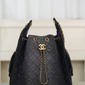 Chanel hobo bag 黑色牛仔 中号 图1