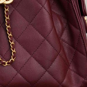 Chanel 25A small hobo 抽绳水桶包 酒红色 小号 图3