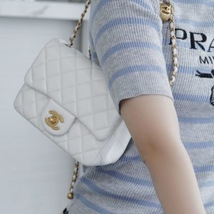 Chanel 金属球方胖子 白色 图1