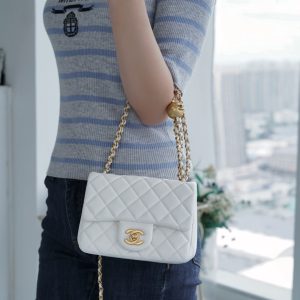 Chanel 金属球方胖子 白色 图5