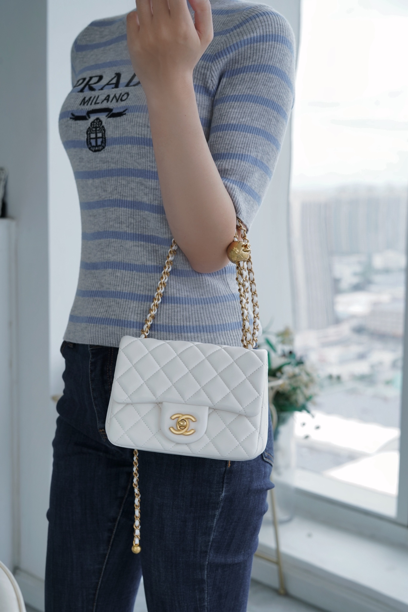 Chanel 金属球方胖子 白色 图5