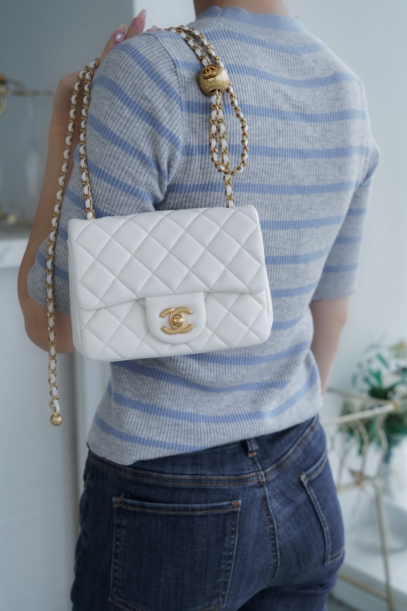 Chanel 金属球方胖子 白色 图8