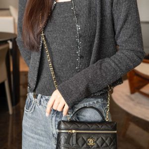 Chanel 25c 手柄盒子包 荔枝牛 黑金 图7