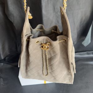 Chanel 灰色麂皮hobo 中号 图6