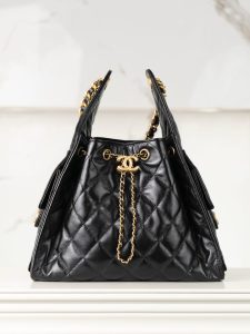Chanel small hobo 抽绳水桶包 黑金 小号 图2