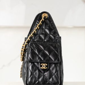 Chanel small hobo 抽绳水桶包 黑金 小号 图5