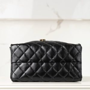 Chanel small hobo 抽绳水桶包 黑金 小号 图8