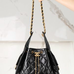 Chanel small hobo 抽绳水桶包 黑金 小号 图9