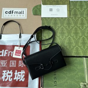 。【原厂皮配(Cdfmall三亚免税店手提袋】 Gucci Horsebit 1955系列超级双G迷你手袋。2023春夏 图1