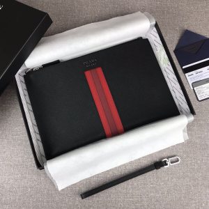 Ashley奢品实拍 男士手包专柜最新款式,官网同步,正品开发,型号2NG005,颜色:黑+红色/彩带字唛,内码布标16 图1