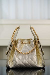 Chanel small hobo 香槟金 鱼子酱 小号 图2