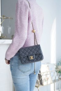 Chanel 金属球方胖子 深灰色 图5