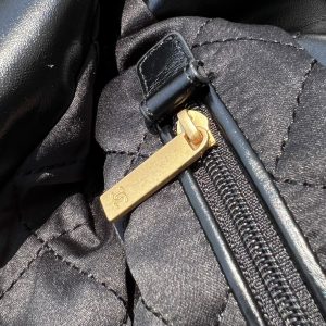 CHANEL垃圾袋,光面皮革油 图7