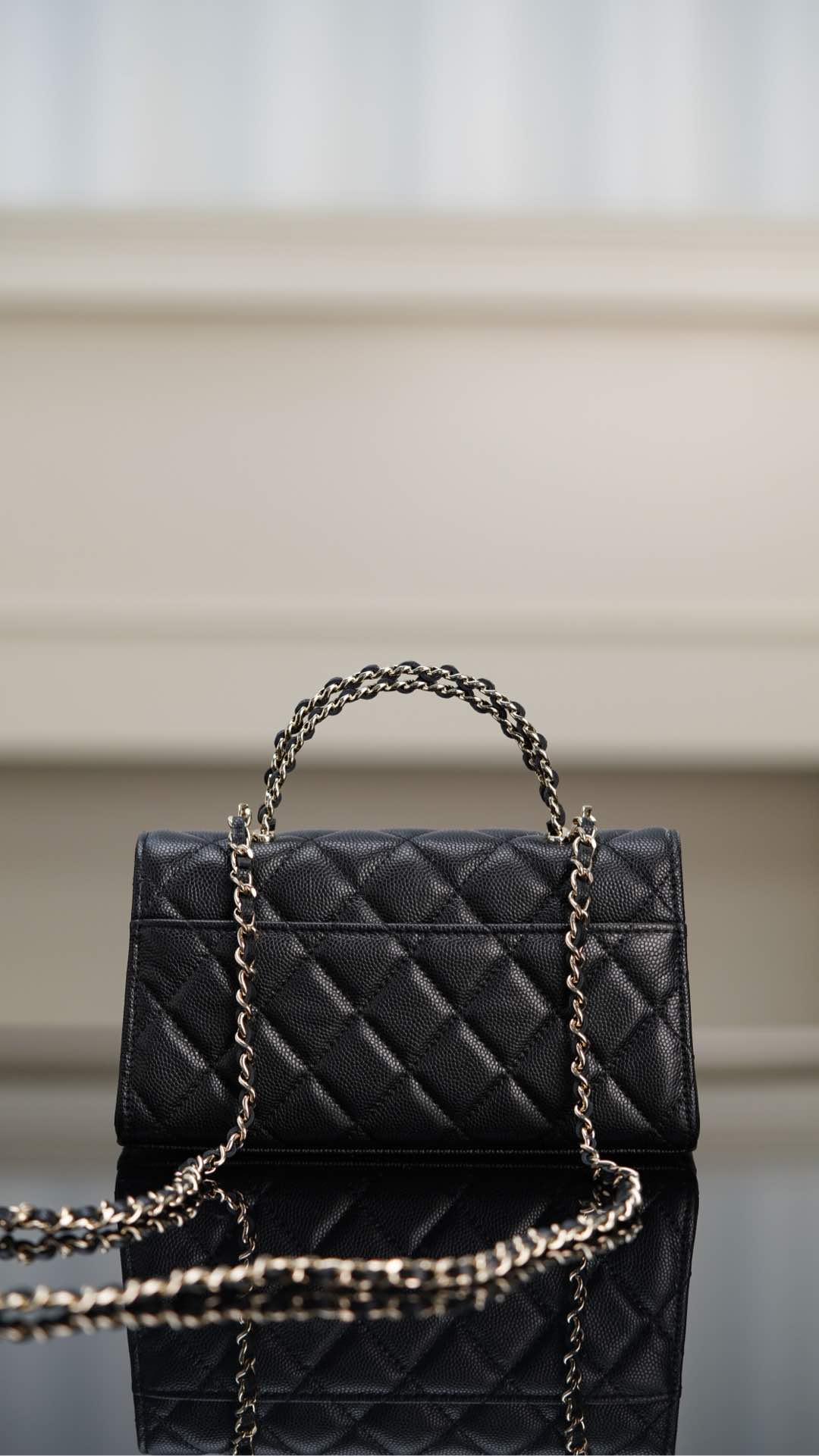 Chanel 25s 交叉手柄kelly 黑金 横版 图2