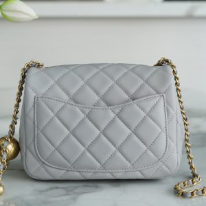 Chanel 王̆̈炸̆̈ CF金属球 方胖子 浅灰色 图3