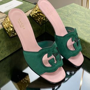2023夏季新款现货上新啦。Gucci 高品质拖鞋 双G镂空 油边工艺精品拖鞋 专柜原版开模精心制作,匠心铸造经典 图1