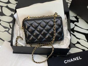 香奈儿19Bag 双小金球mini 图7