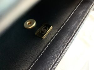 香奈儿19Bag 双小金球mini 图9