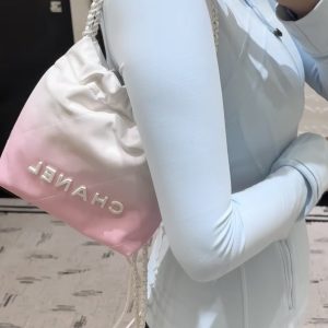 Chanel 24S 渐变粉色mini 22bag 图7