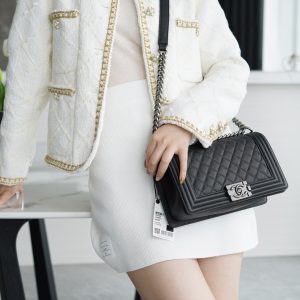 Chanel Leboy 大球纹 黑银中号 图1