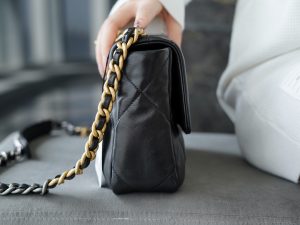 CHANEL BAG 经典黑 小号 图3