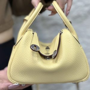 我能想到的是 包包很美 你也很美 图1