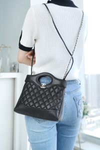 Chanel 31bag mini 黑色 褶皱小牛皮 图4