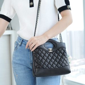 Chanel 31bag mini 黑色 褶皱小牛皮 图5