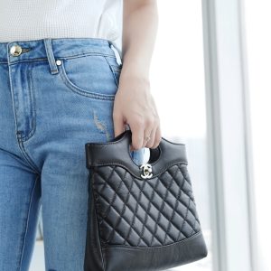 Chanel 31bag mini 黑色 褶皱小牛皮 图7