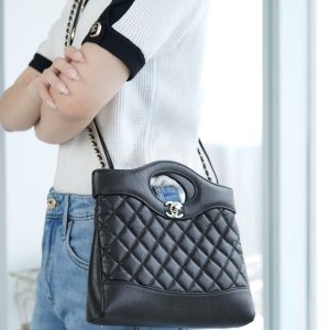 Chanel 31bag mini 黑色 褶皱小牛皮 图9