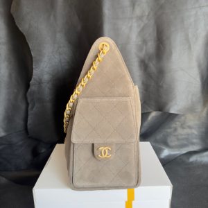 Chanel 25c 灰色麂皮hobo 小号 图4