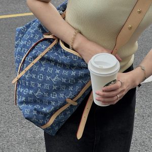 lv牛仔carryall还得是中号帅疯了! 图1