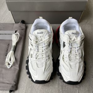 顶级版本巴黎世家 4代 4.0 Balenciaga Track 4.0 巴黎世家四代 增加全新设计 在延续 Track 图1